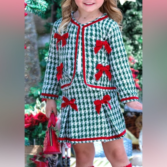 Mia Belle Girls Other - Kids Green and Red Bow skirt Set